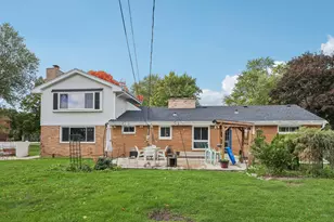 200 N 165th St, Brookfield, WI 53005 - Photo 28