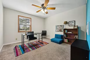 10216 N Baehr Rd, Mequon, WI 53092 - Photo 16