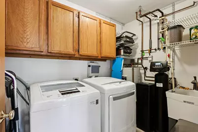 2264  Circle Ridge Rd #E, Delafield, WI 53018 - Photo 32