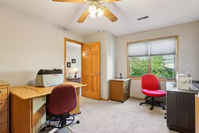 2264  Circle Ridge Rd #E, Delafield, WI 53018 - Photo 24