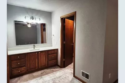 5308  Quail Ct, Sheboygan, WI 53083 - Photo 14