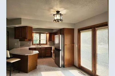 5308  Quail Ct, Sheboygan, WI 53083 - Photo 6