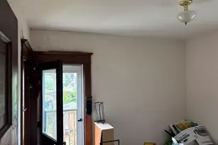 1041 College Ave, Racine, WI 53403 - Photo 16