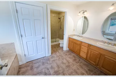 3188 S 86th St, Milwaukee, WI 53227 - Photo 18