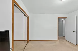 2139 E Leroy Ave, Saint Francis, WI 53235 - Photo 22