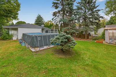 2139 E Leroy Ave, Saint Francis, WI 53235 - Photo 40