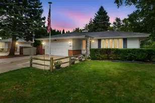 2139 E Leroy Ave, Saint Francis, WI 53235 - Photo 2