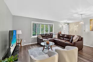 2139 E Leroy Ave, Saint Francis, WI 53235 - Photo 10