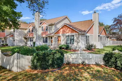 939  Sunset Pl, Onalaska, WI 54650 - Photo 1