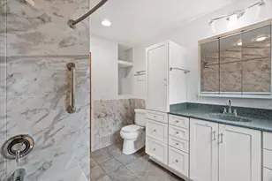 7911 W Cold Spring Rd, Greenfield, WI 53220 - Photo 18