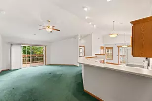 17871 W Radam Dr, New Berlin, WI 53146 - Photo 10