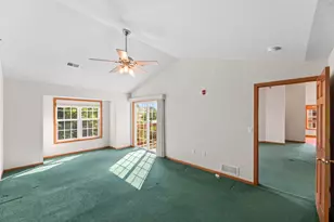 17871 W Radam Dr, New Berlin, WI 53146 - Photo 14