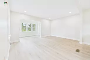 13660 W Burleigh Rd, Brookfield, WI 53005 - Photo 22