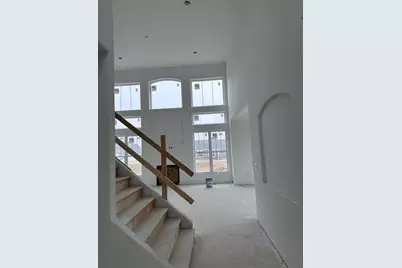 W258N5755  Vista Ct, Lisbon, WI 53089 - Photo 2