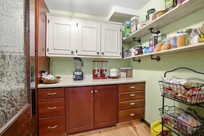 S81W26300  National Ave, Vernon, WI 53149 - Photo 8