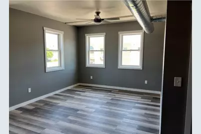 1214  3rd St #B, La Crosse, WI 54601 - Photo 8