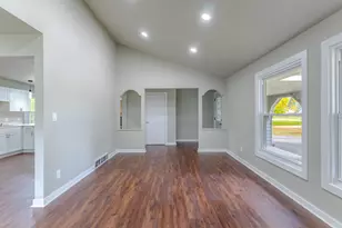 8014 South 13th Street, Oak Creek, WI 53154 - Photo 6