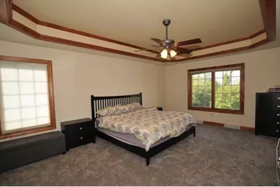 8334  Virginia Cir, Racine, WI 53185 - Photo 8