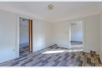 2564 N 19th St, Milwaukee, WI 53206 - Photo 18