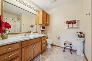 8216 Anna Ave, Racine, WI 53185 - Photo 28