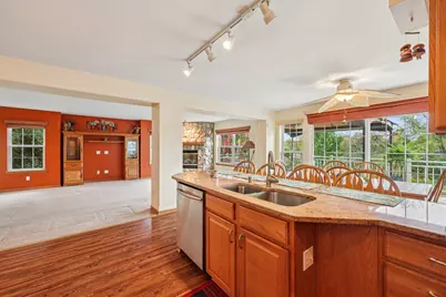 8216  Anna Ave, Racine, WI 53185 - Photo 20