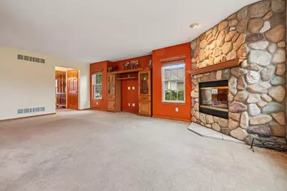 8216  Anna Ave, Racine, WI 53185 - Photo 10