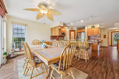 8216  Anna Ave, Racine, WI 53185 - Photo 16