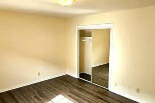 4273 W Cherrywood Ln, Brown Deer, WI 53209 - Photo 20