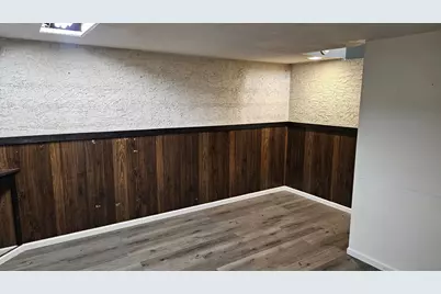 4273 W Cherrywood Ln, Brown Deer, WI 53209 - Photo 30