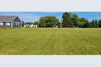 10851 S 10th Ave, Oak Creek, WI 53154 - Photo 8