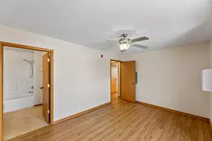 W1062 Marietta Ave, Ixonia, WI 53036 - Photo 18