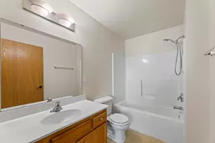 W1062 Marietta Ave, Ixonia, WI 53036 - Photo 20