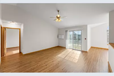 W1062  Marietta Ave #311, Ixonia, WI 53036 - Photo 4