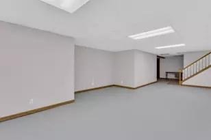 4 Lake Pointe Cir, Racine, WI 53402 - Photo 46