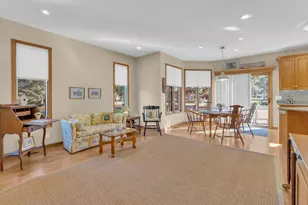 4 Lake Pointe Cir, Racine, WI 53402 - Photo 22