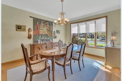 4  Lake Pointe Cir, Racine, WI 53402 - Photo 12