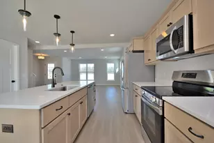 919 5 Mile Rd, Racine, WI 53402 - Photo 14