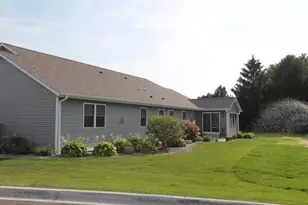 312 N Trailview Circle, Racine, WI 53185 - Photo 22