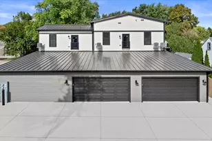 308 Oak St, Slinger, WI 53086 - Photo 32