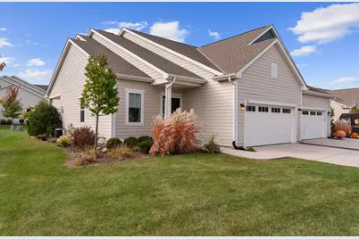 757  Bridlewood Dr, Hartford, WI 53027 - Photo 18