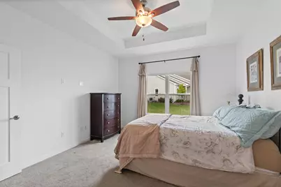 757  Bridlewood Dr, Hartford, WI 53027 - Photo 12