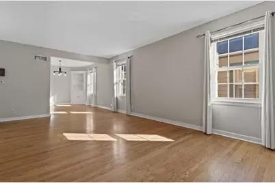 4918 N Berkeley Blvd, Whitefish Bay, WI 53217 - Photo 10