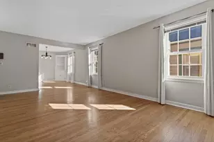 4918 N Berkeley Blvd, Whitefish Bay, WI 53217 - Photo 10