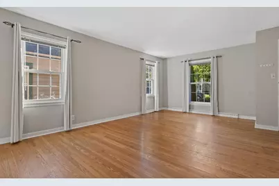 4918 N Berkeley Blvd, Whitefish Bay, WI 53217 - Photo 6