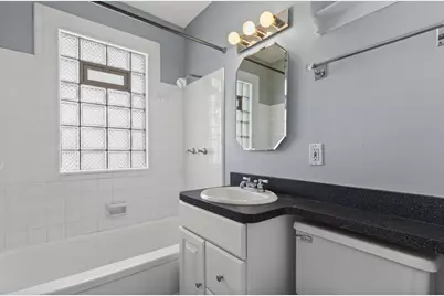 4918 N Berkeley Blvd, Whitefish Bay, WI 53217 - Photo 14