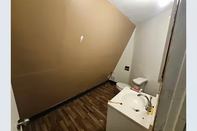 1526 W Groeling Ave, Milwaukee, WI 53206 - Photo 6