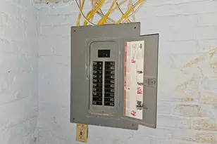 1526 W Groeling Ave, Milwaukee, WI 53206 - Photo 8