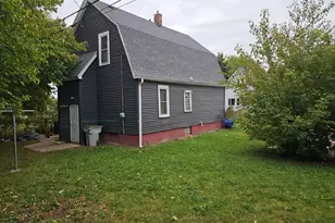 1526 W Groeling Ave, Milwaukee, WI 53206 - Photo 10