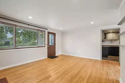 8230 W Burleigh St, Milwaukee, WI 53222 - Photo 6