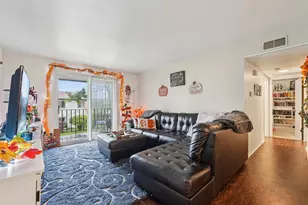 W170N11573 Armada Dr, Germantown, WI 53022 - Photo 2